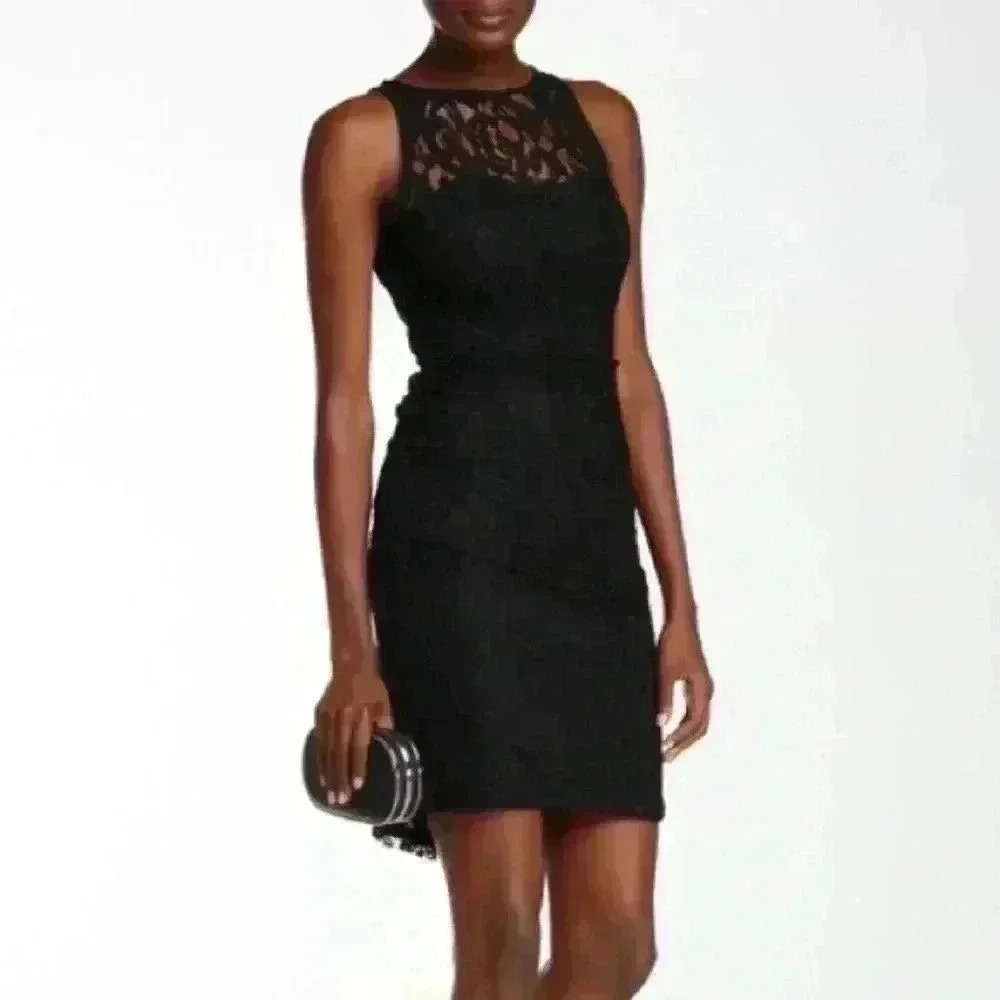 Marina Sleeveless Lace Dress